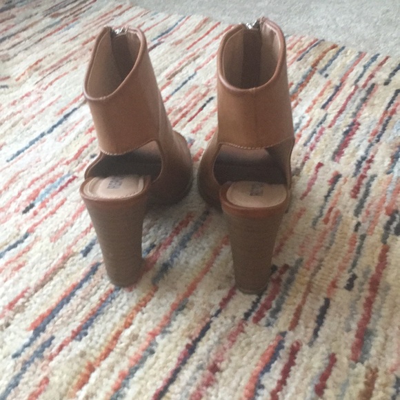 Report open toe heels - Picture 3 of 4